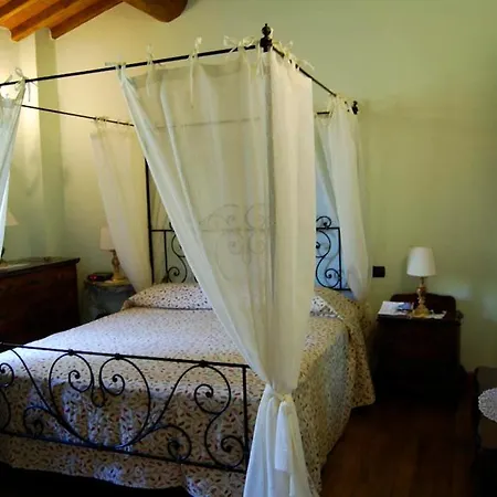 Willa Madonna Della Sanita Sleeps 14 With Pool And Wifi